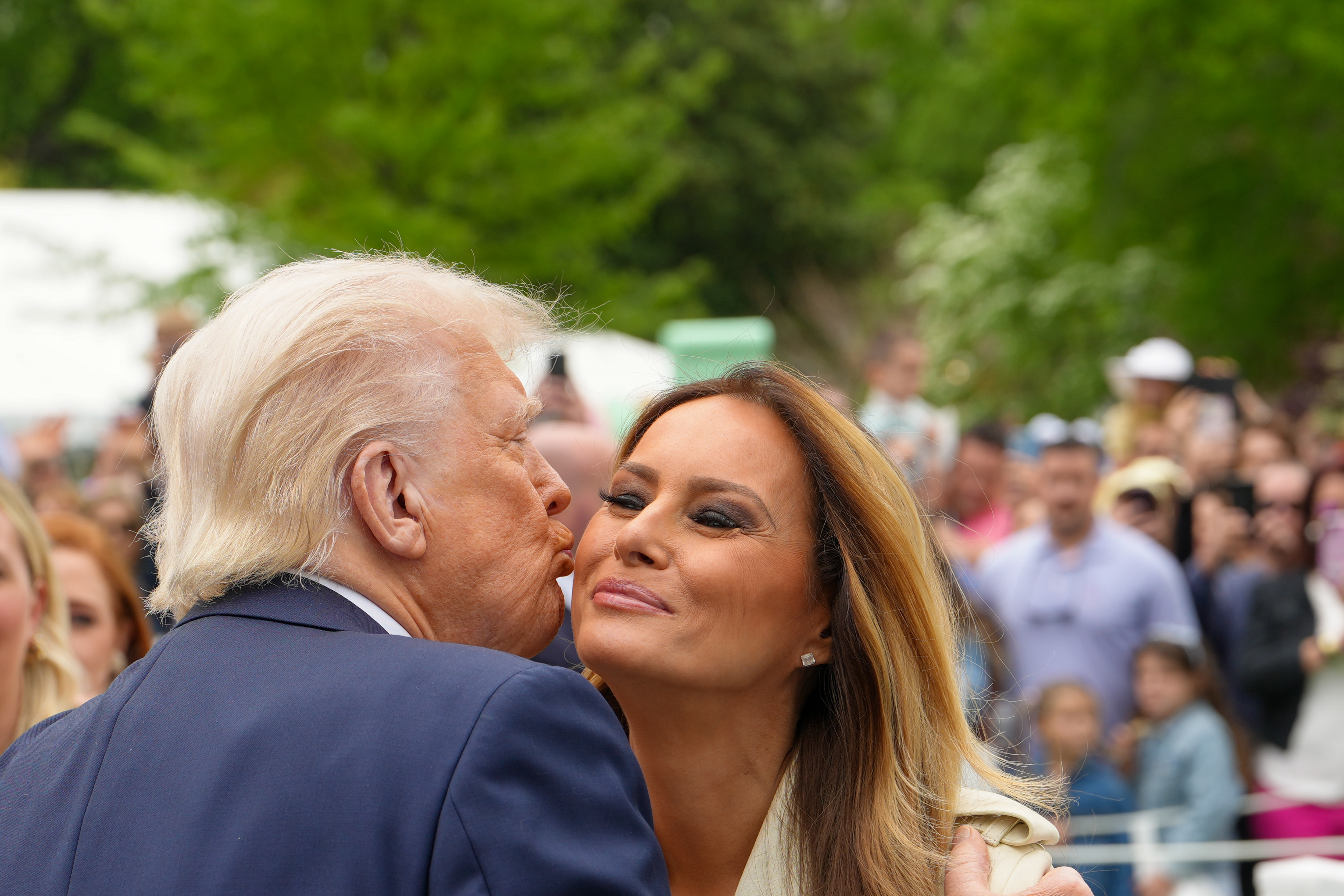 Melania Trump a atras din nou toate privirile. Cum a apărut în tribune la finala Campionatului Mondial al Cluburilor 2025