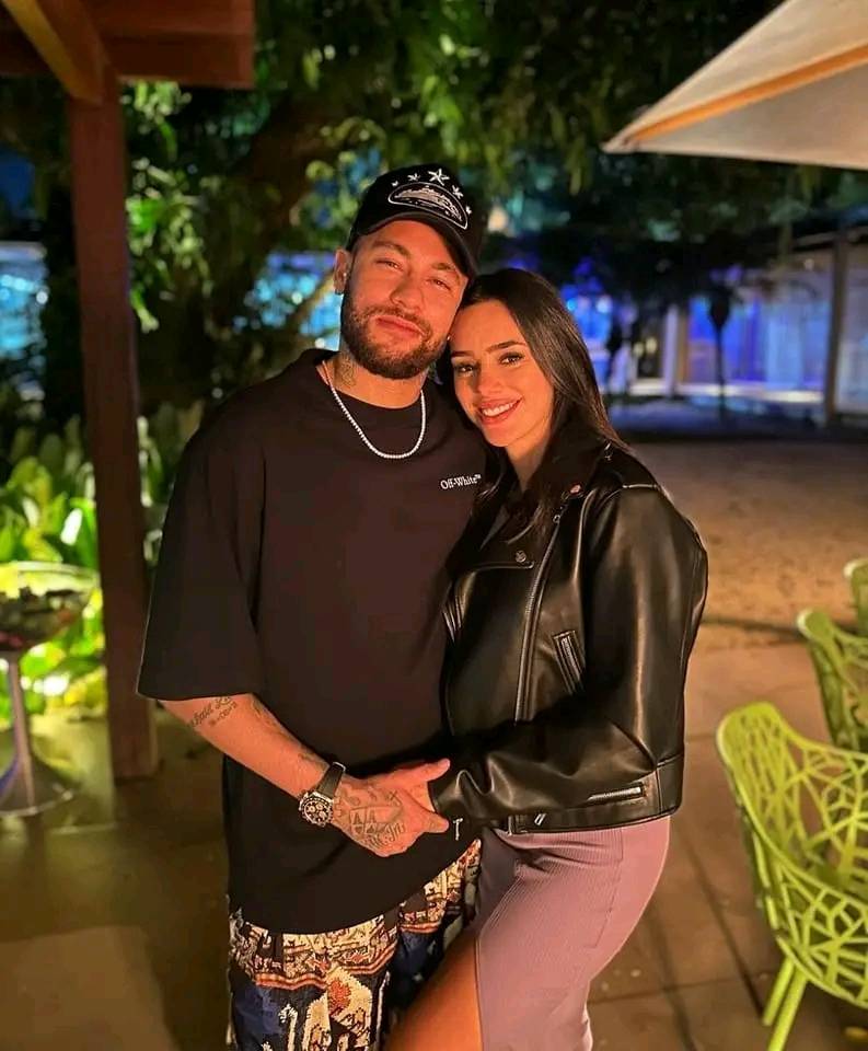 Neymar i-a cerut scuze public iubitei sale că a înșelat-o: „Am făcut o greșeală”. Bruna Biancardi este însărcinată