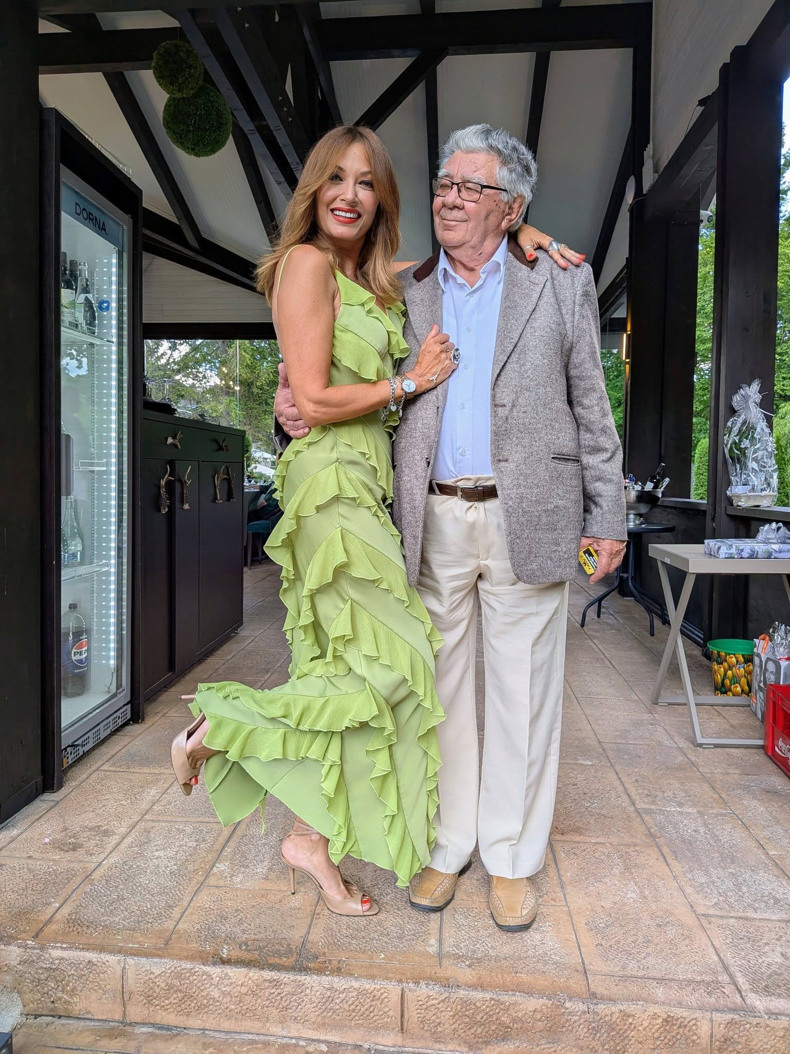 Anca Țurcașiu, imagini emoționante alături de tatăl ei, la 89 de ani. Cum au fost surprinși cei doi