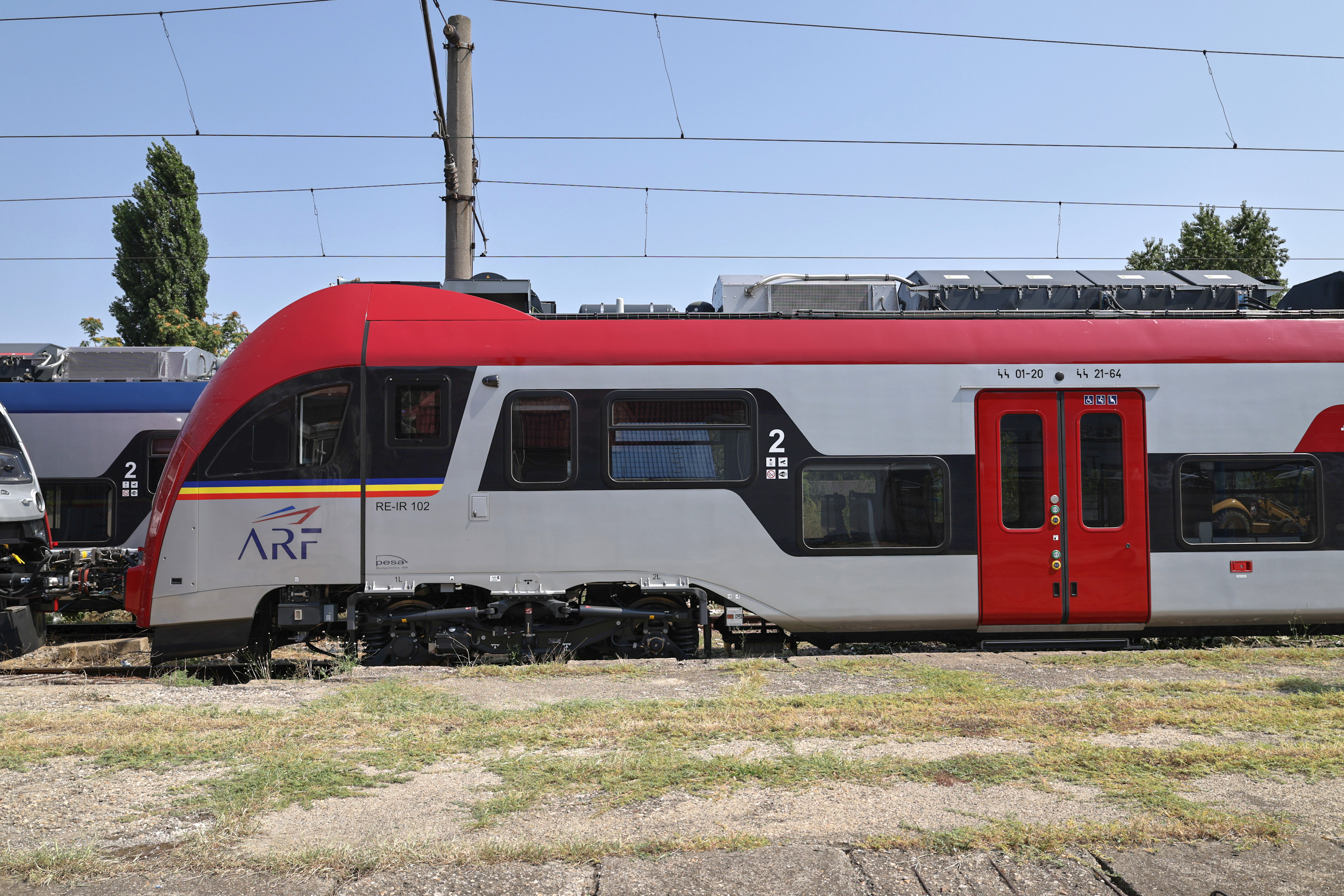 Gara-fantomă din București: dezastru total, cinci trenuri vin și pleacă, iar călătorii așteaptă micii calzi „La pierde tren”