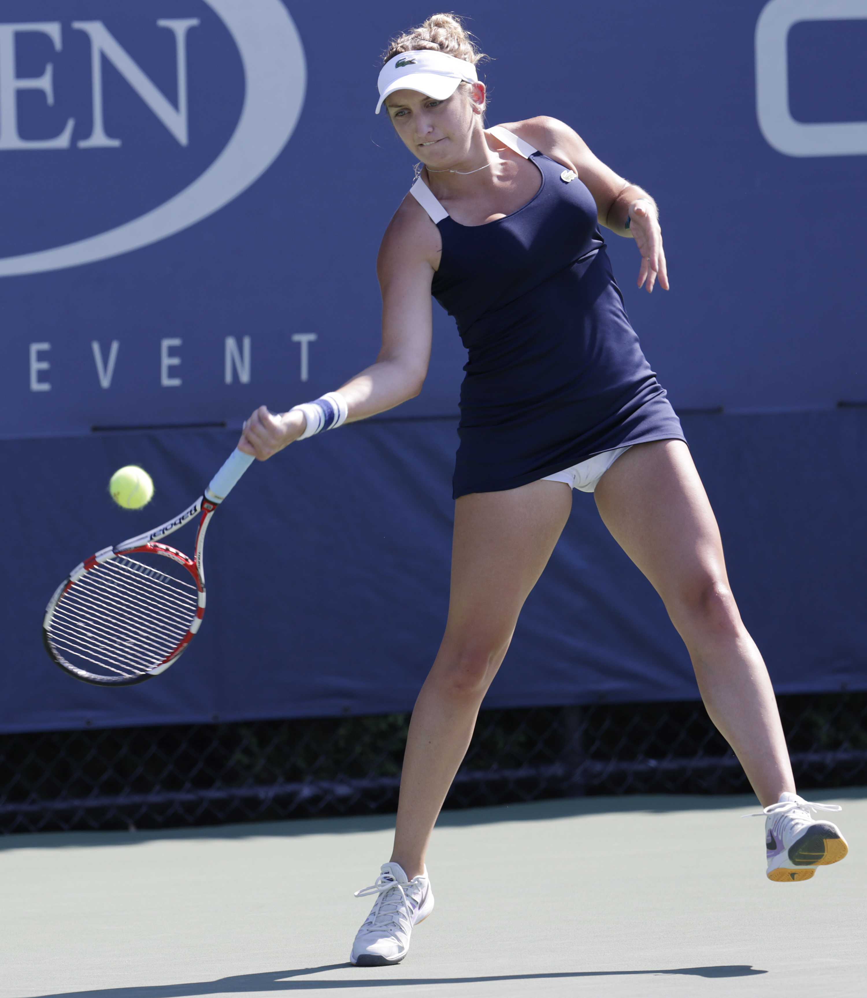 Ce rivală SEXY are Simona Halep! Imagini FABULOASE cu Timea Bacsinszky / GALERIE FOTO