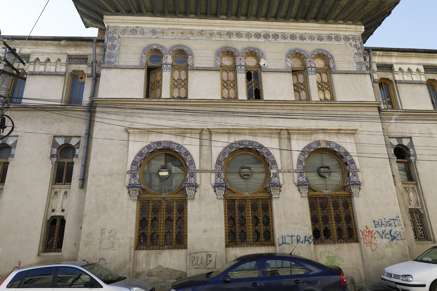 De ce Baia turcească din Iași, o bijuterie arhitecturală, nu a devenit centru de artă contemporană. „Mesajul este chiar urât: chiar totul ține de politic în orașul ăsta?”
