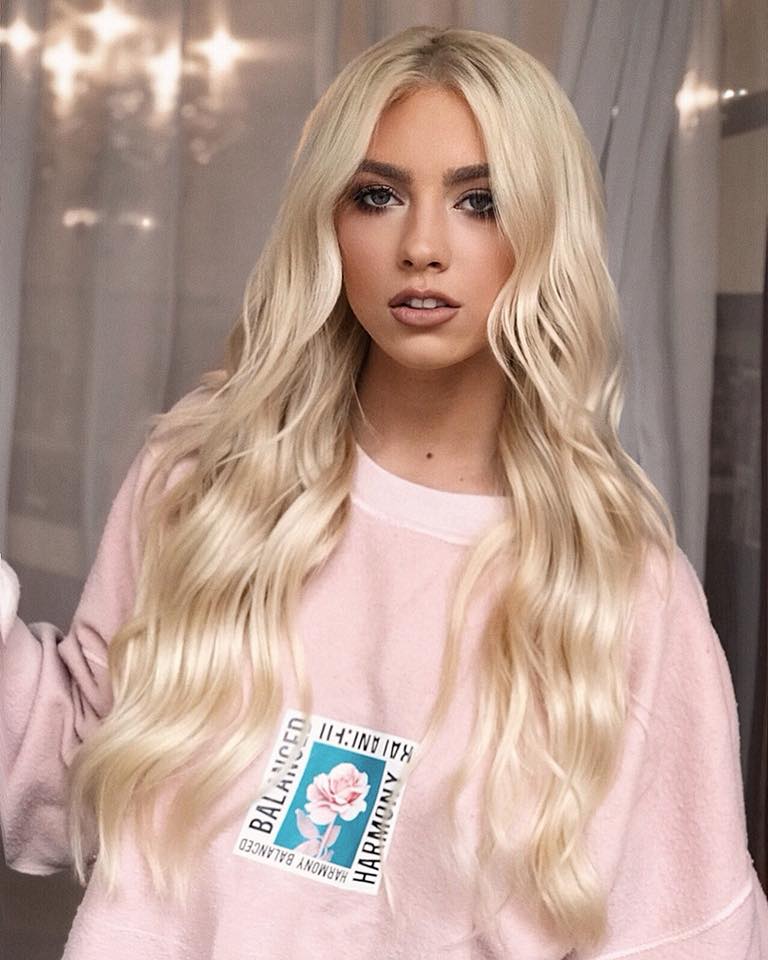 Jo revine pe scena X Factor 2025, la 14 ani de când a fost concurentă, pentru a-și susține prietena cea mai bună. Detalii din culise