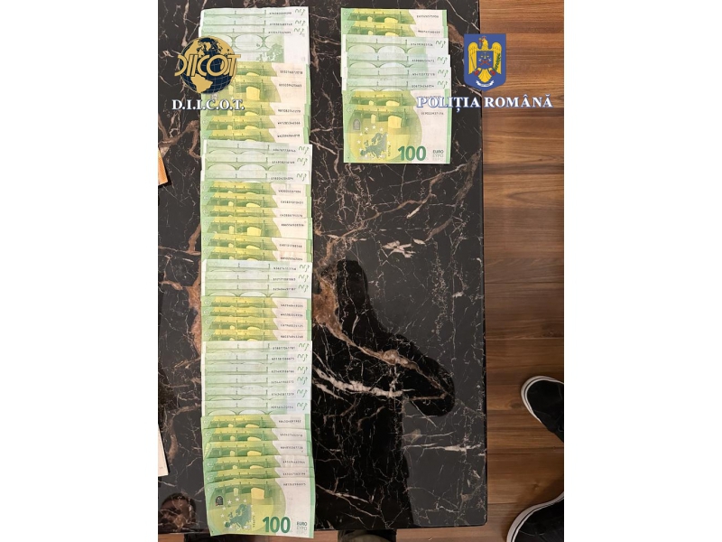 Percheziţii DIICOT şi FBI în două județe. Români căutați în SUA pentru o fraudă de 5 milioane de dolari. Cum acționa clanul „Sandu Syndicate”