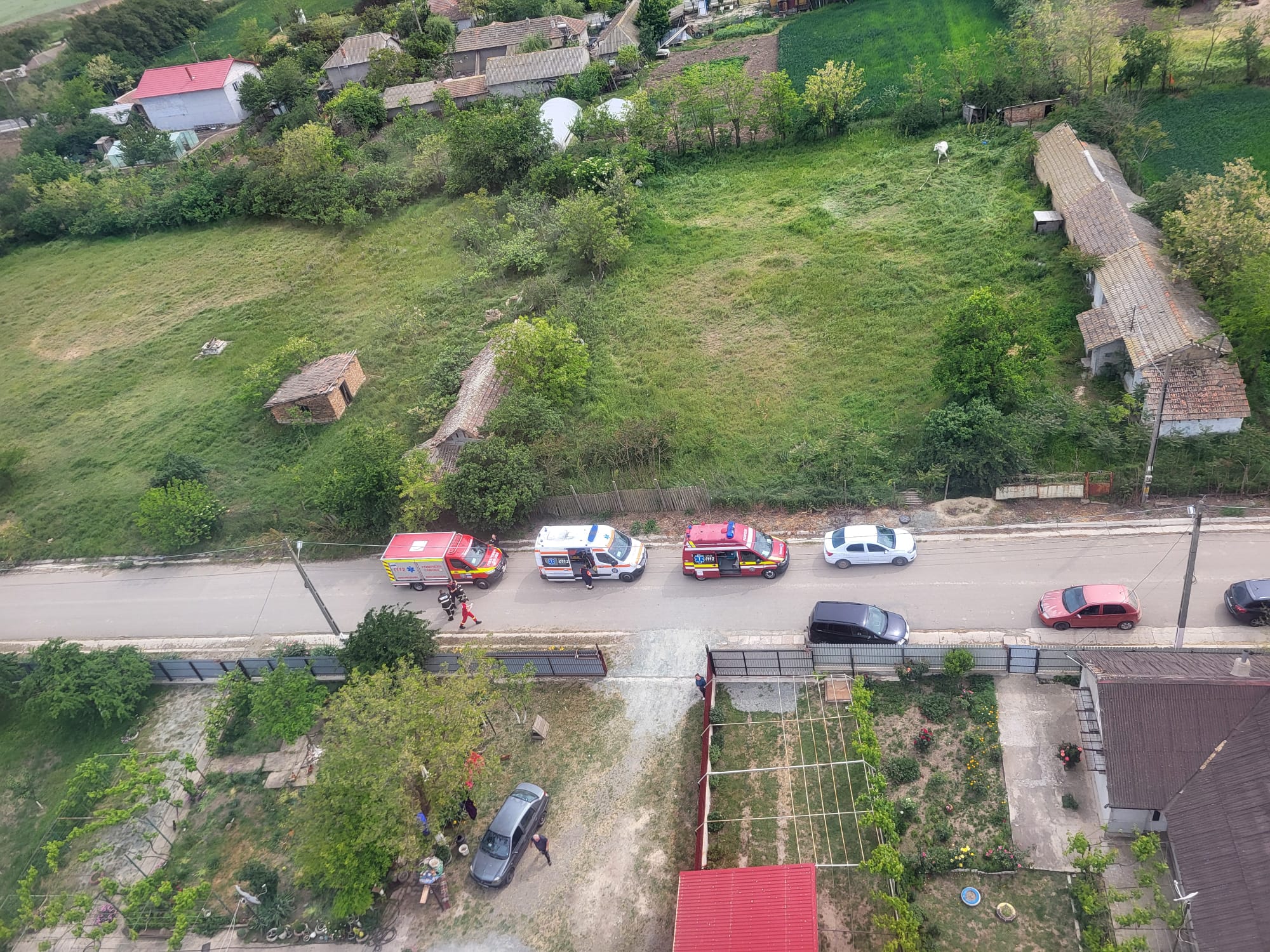 Copilul blocat într-o fântână adâncă de 19 metri la Mireasa, județul Constanța, a fost salvat împreună cu cei doi adulți