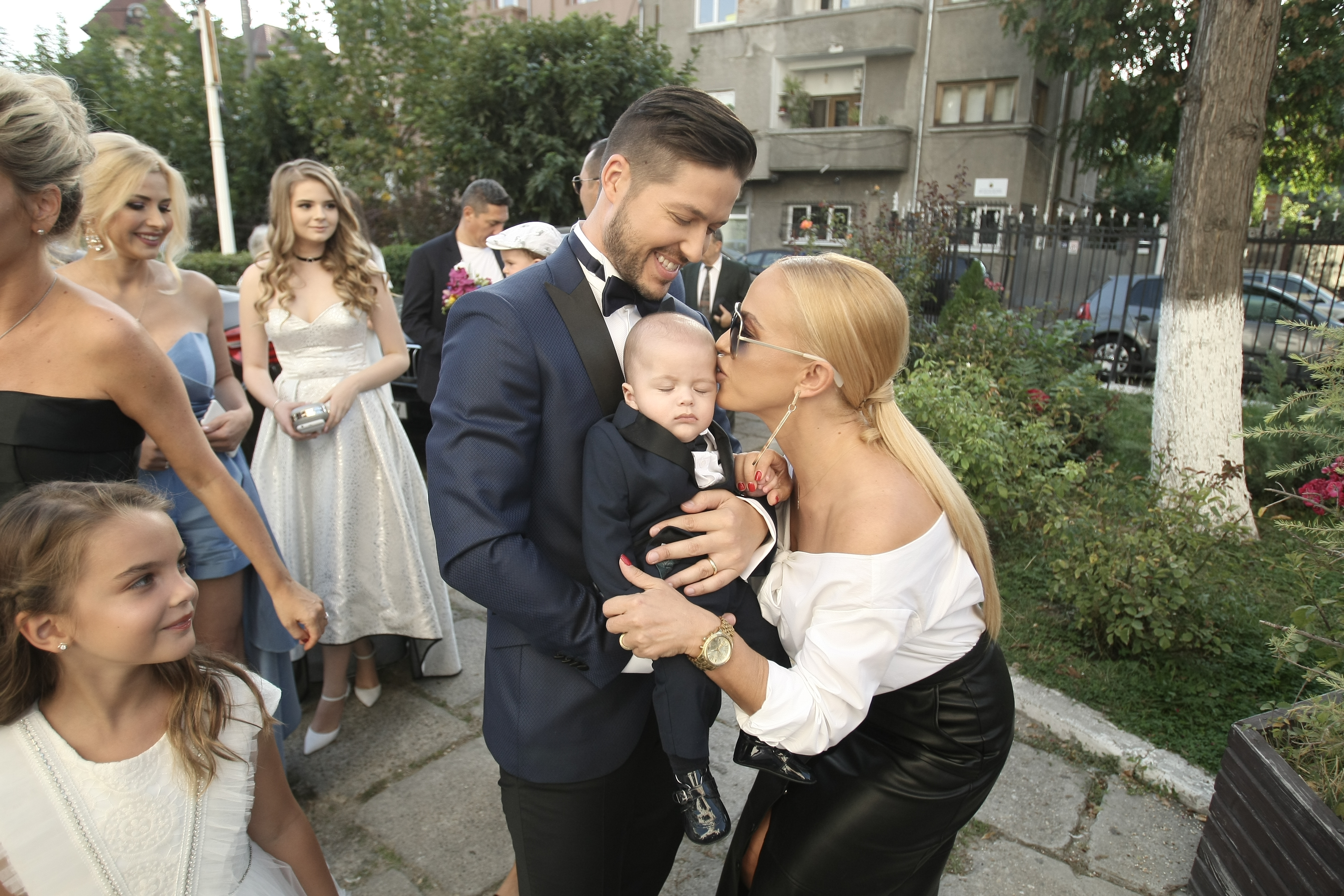 FOTO EXCLUSIV | Cum s-a afișat Anda Adam la botezul băiețelului lui Jorge. A atras toate privirile