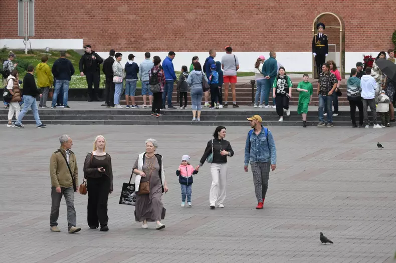 Moscova amână toate evenimentele în aer liber până la 1 iulie. Ziua de luni, decretată liberă. „Situația e dificilă”, spune primarul