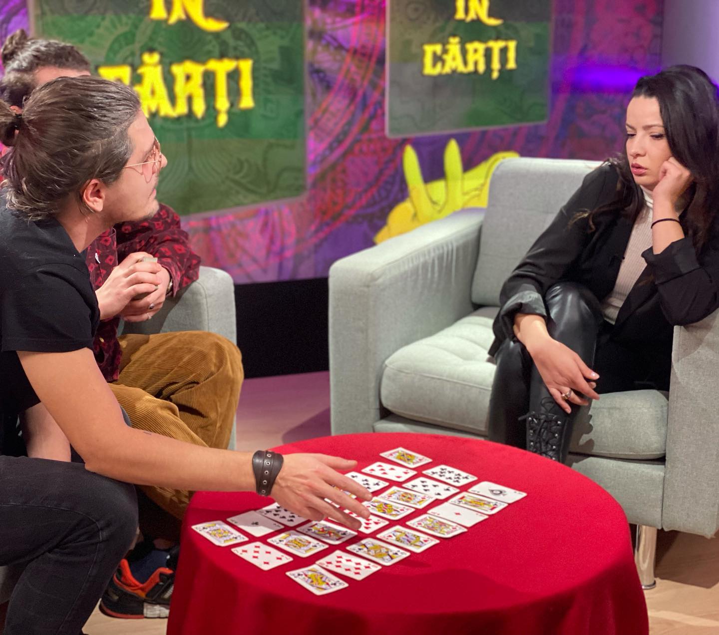 Anca Dinicu și-a dus fiul în prima vacanță la plajă. Imagine rară cu Radu și partenerul actriței, Georgian Păun