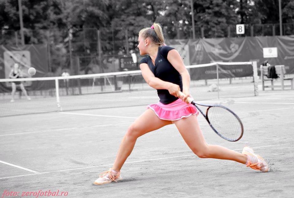 TENIS / Caz NEBUN: un antrenor român și-a BĂTUT fata chiar pe terenul de joc!
