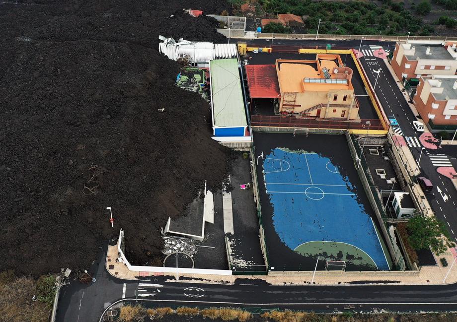 Locuitorii insulei La Palma au primit de Crăciun o veste mult așteptată: vulcanul s-a oprit din erupție, după 95 de zile
