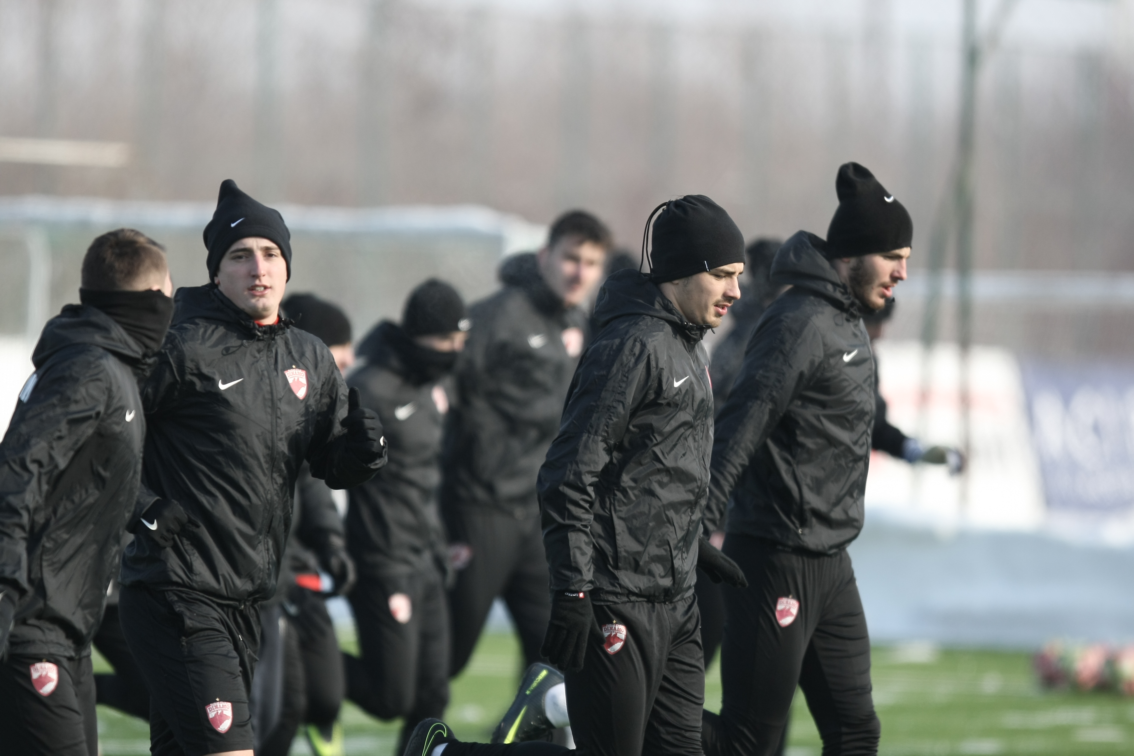Ioan Andone a condus un antrenament la -14 grade Celsius. Portarul Cobrea s-a transferat la FC Botoșani | GALERIE FOTO & VIDEO