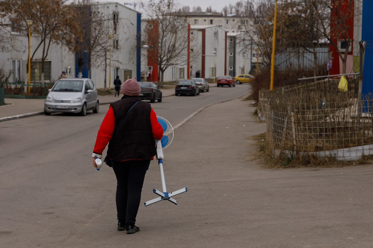 REPORTAJ. O cronică a cutremurului care nu a avut loc, dar a scos mai mulți oameni în stradă în Constanța. De ce au ieșit totuși?