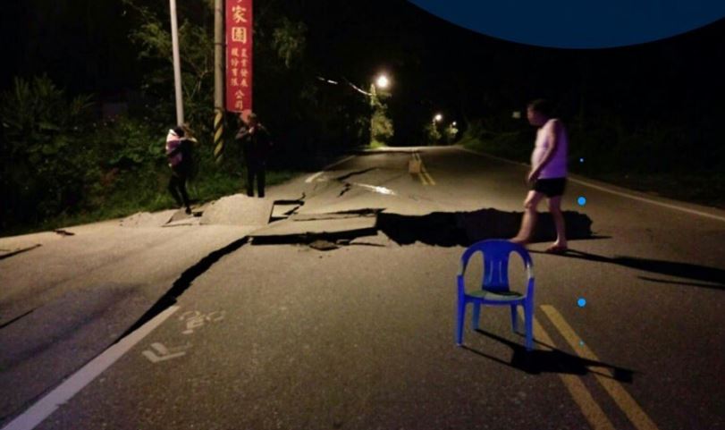 UPDATE / Imagini de la operaţiunile de salvare din Taiwan, ţară zguduită de un cutremur de 6,4 grade - FOTO