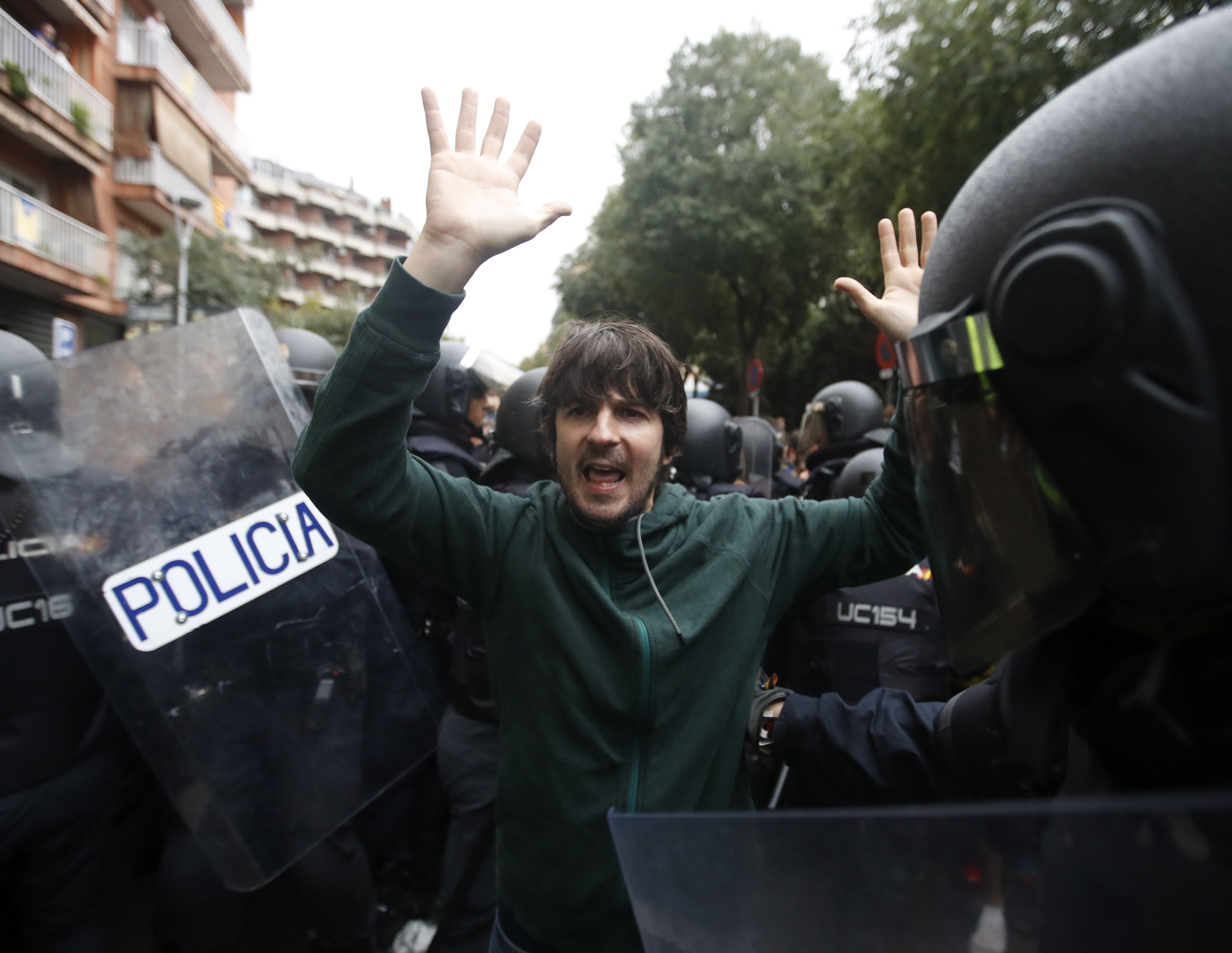 VIDEO | Referendumul pentru independența Cataloniei s-a încheiat.Bilanț: peste 840 de răniți