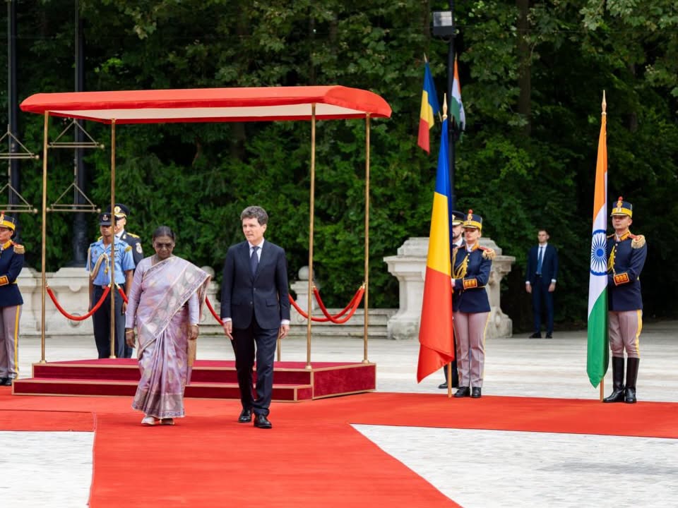 Cum a apărut Mirabela Grădinaru la întâlnirea cu președinta Indiei, Droupadi Murmu, la Palatul Cotroceni. Motivul pentru care a ales o rochie galbenă