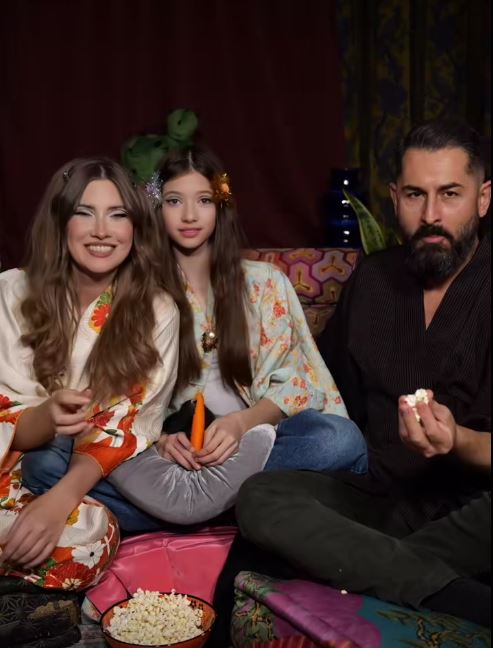 Iulia Albu, primele declarații după ce s-ar fi despărțit de Mike. Mihai Albu a reacționat la aflarea veștii