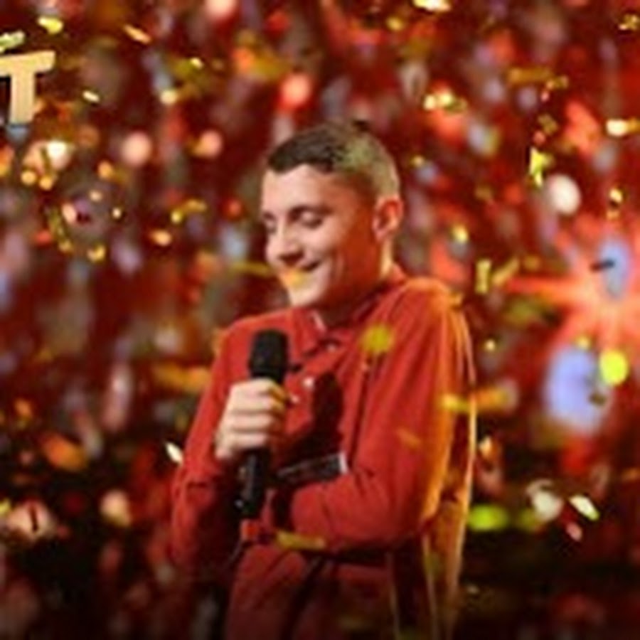 Viața lui Emanuel Ion, tânărul nevăzător de la „Românii au talent”. Cu ce se ocupă după ce a apărut în emisiunea de la PRO TV