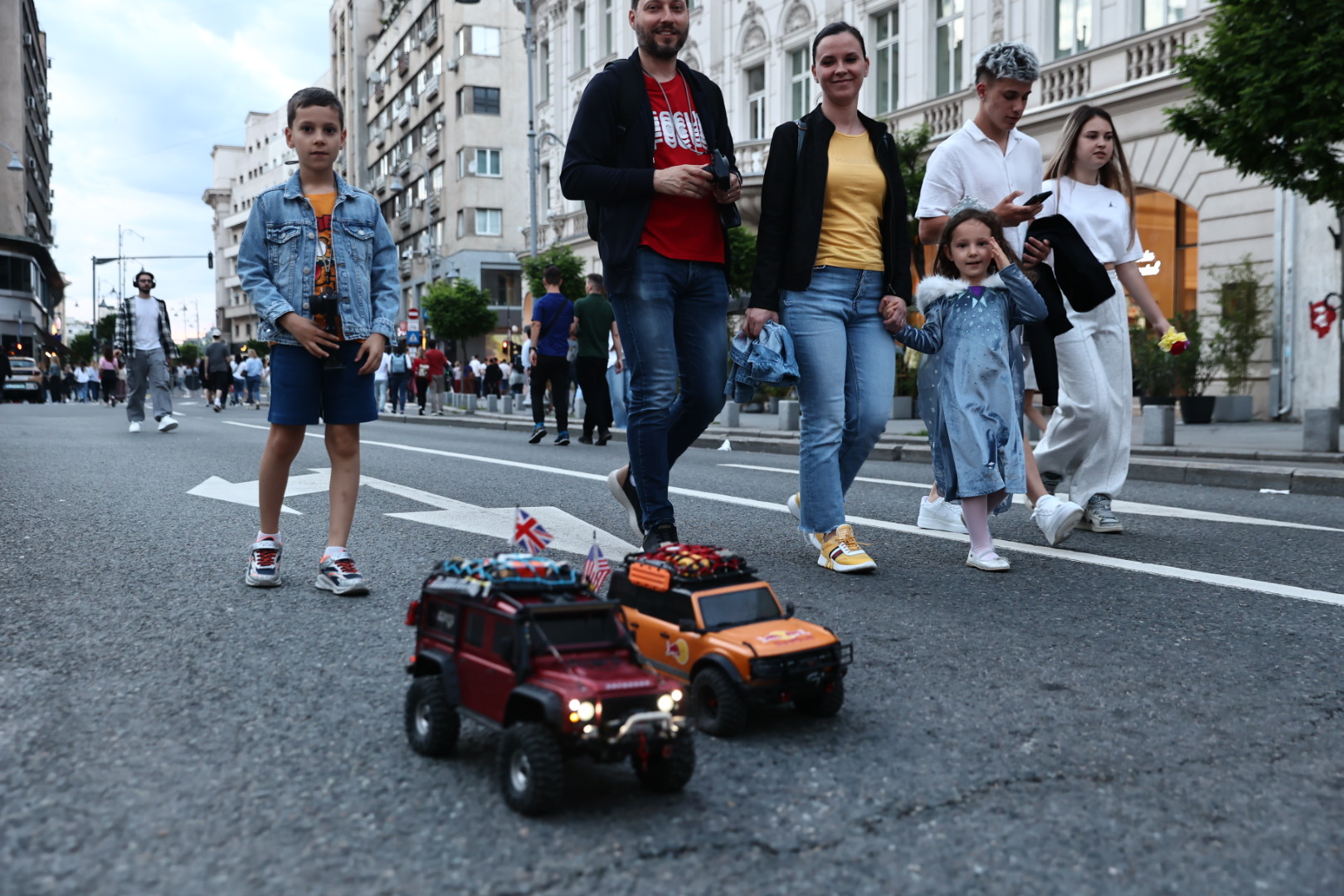 Noaptea Muzeelor 2026. Mii de oameni au stat la coadă ca să vadă muzee gratuit în București