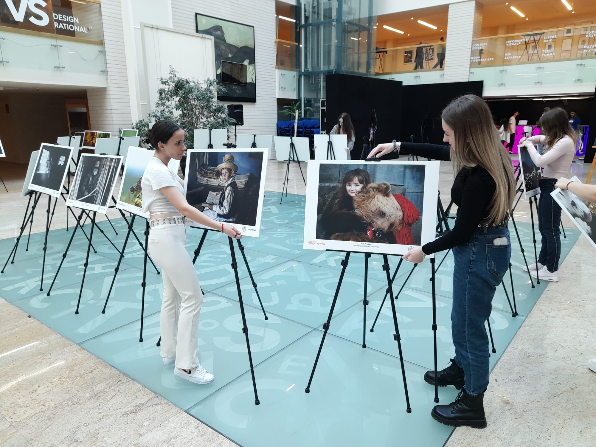 Lecții și emoții din culisele „Fotogeografica”. „Fiecare secundă este unică în fotografie”