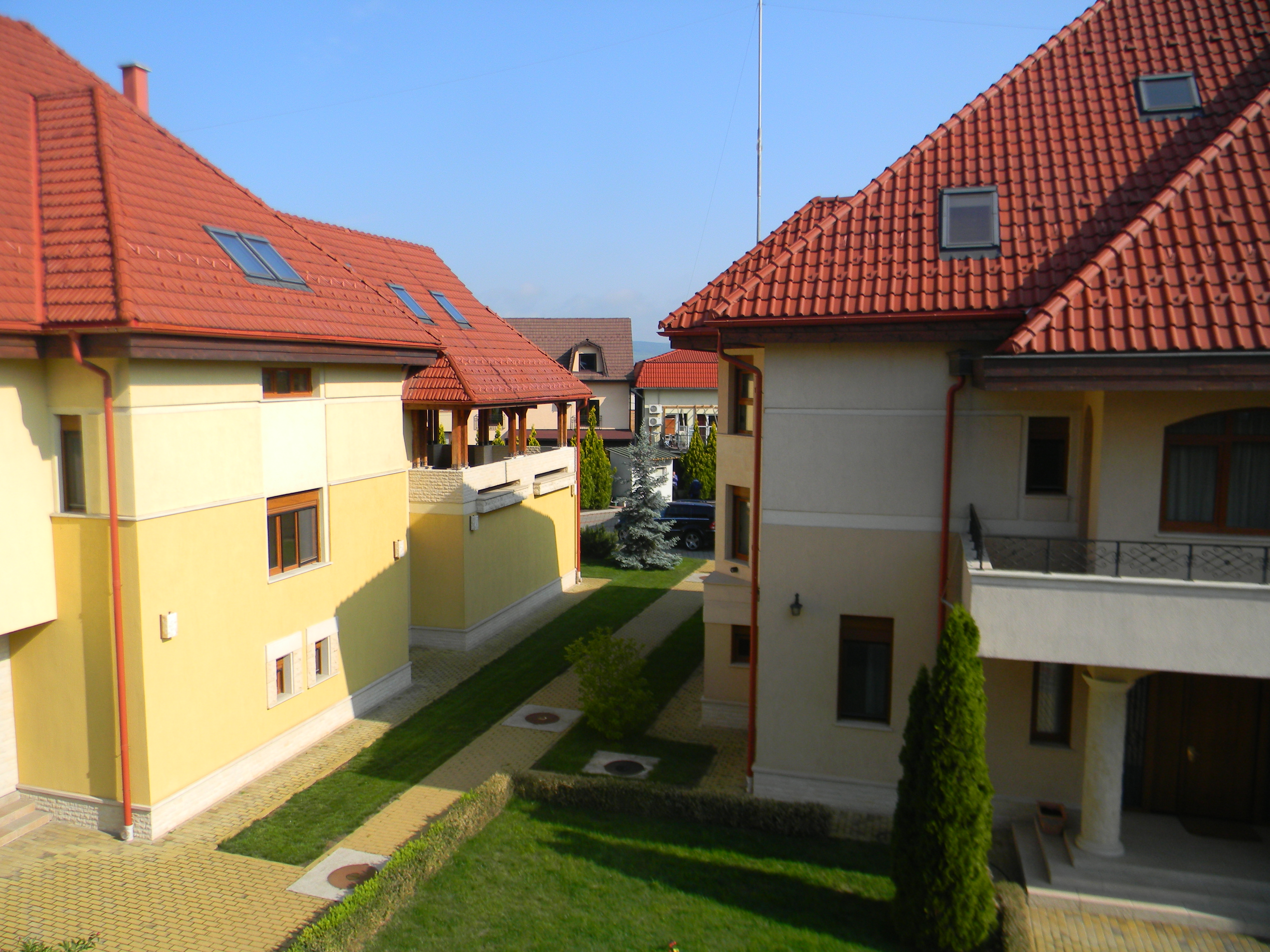 Percheziții DIICOT la CFR Cluj! ”Mascații” i-au luat cu asalt casa lui Paszkany! Acuzații de delapidare la câștigătoarea Cupei / GALERIE FOTO