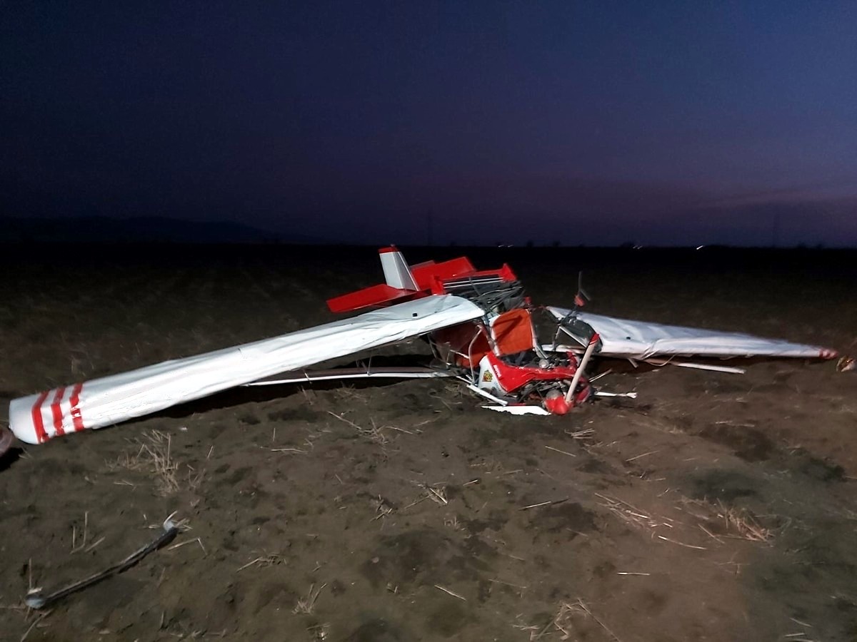 VIDEO | Avion de mici dimensiuni prăbuşit în Arad. Cine sunt  cele două persoane care au murit