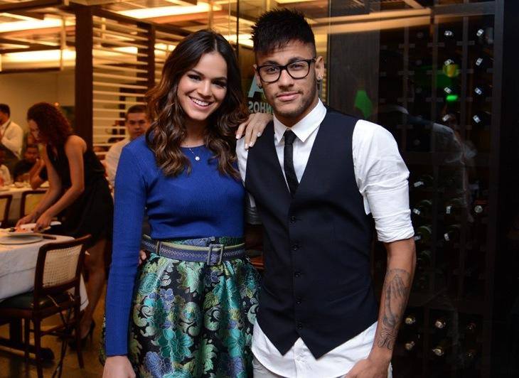 Ce braziliancă tare, sigur nu bate covoare! Ea e Bruna, diva care l-a făcut fericit pe Neymar / GALERIE FOTO & VIDEO HOT