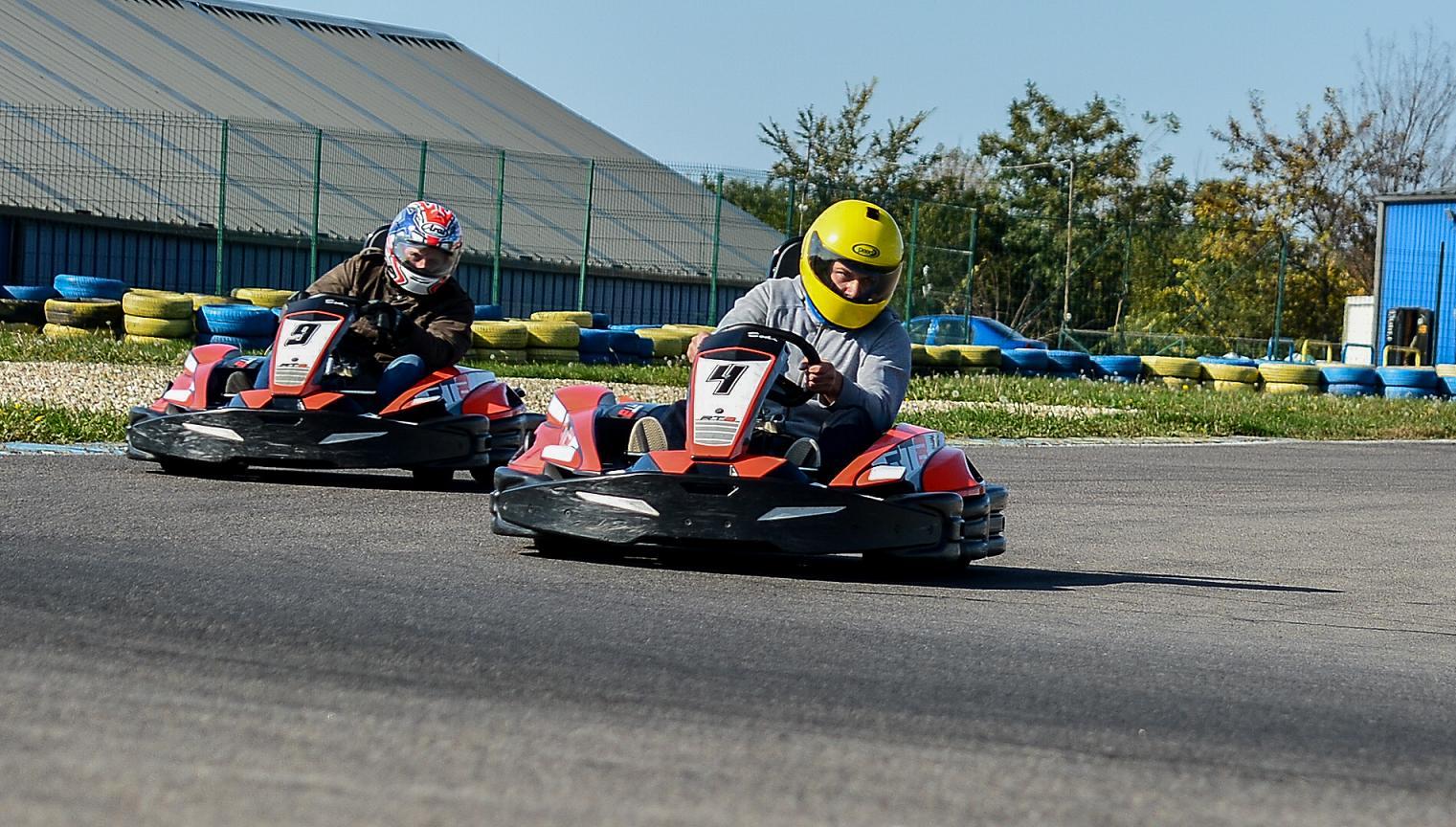Pasionații de mișcare pot lua parte la competițiile Romanian Corporate Sports / GALERIE FOTO