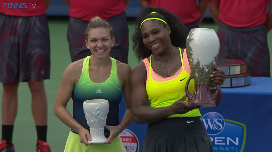 Halep - Williams, finala de superclasă de la Cincinnati: 3-6, 6-7 (5). ^Românca a jucat ca niciodată, a pierdut ca-ntotdeauna! Williams, care a înjurat când nu-i mergea jocul, a servit la 15 ași și a cucerit trofeul 69!