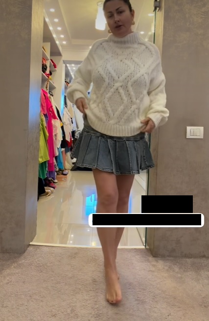 Cum arată Gabriela Cristea în fustă mini. Vedeta și-a etalat picioarele, deși a fost criticată pentru aspectul ei fizic: „E o ținută de mers la mall”