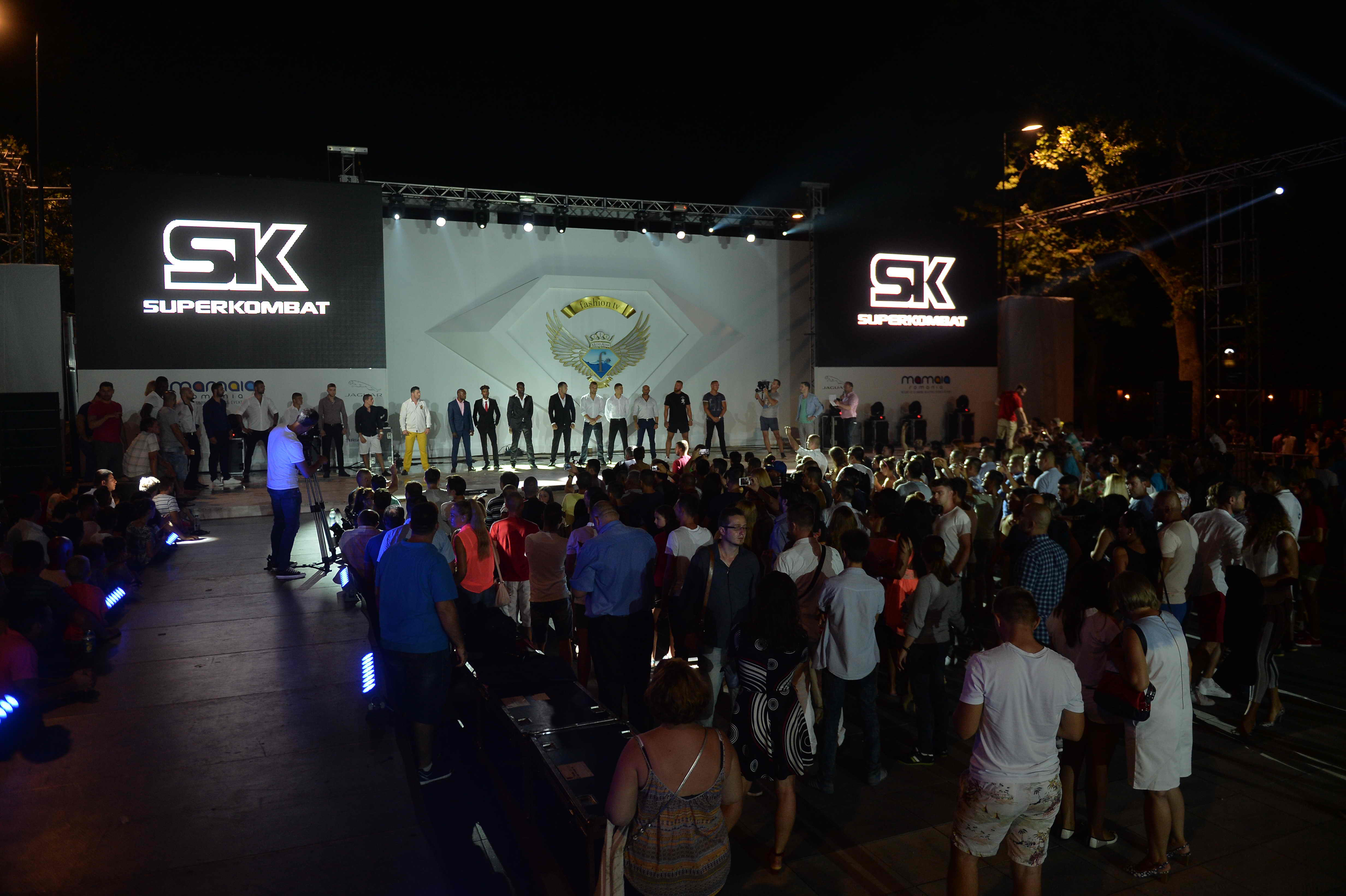 Luptătorii de la Superkombat Mamaia au trecut cu bine de proba cântarului / GALERIE FOTO
