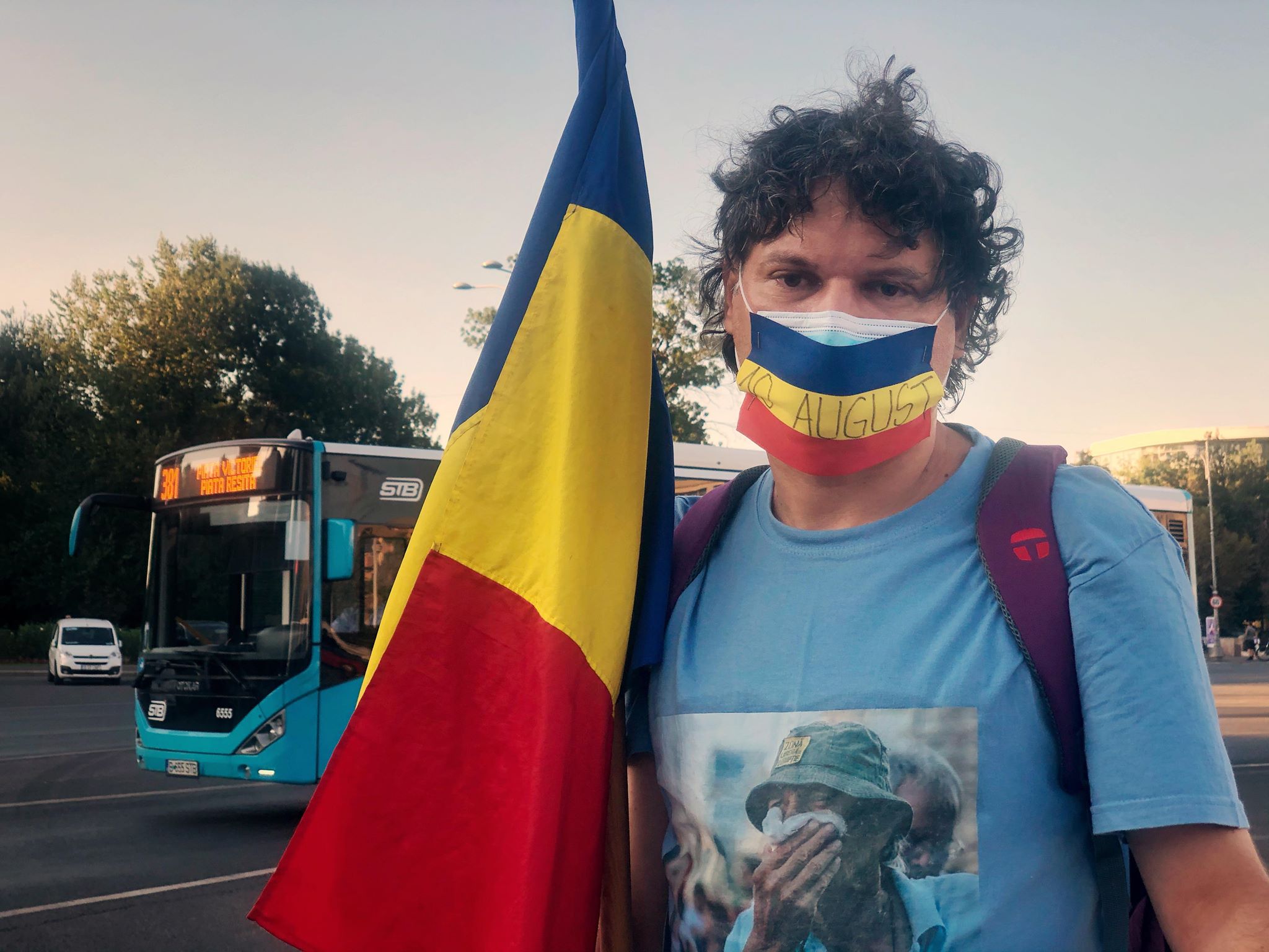 Protest simbolic în Piaţa Victoriei, la doi ani de la violențele înregistrate la “mitingul diasporei” din 10 august. “Vinovații să plătească”