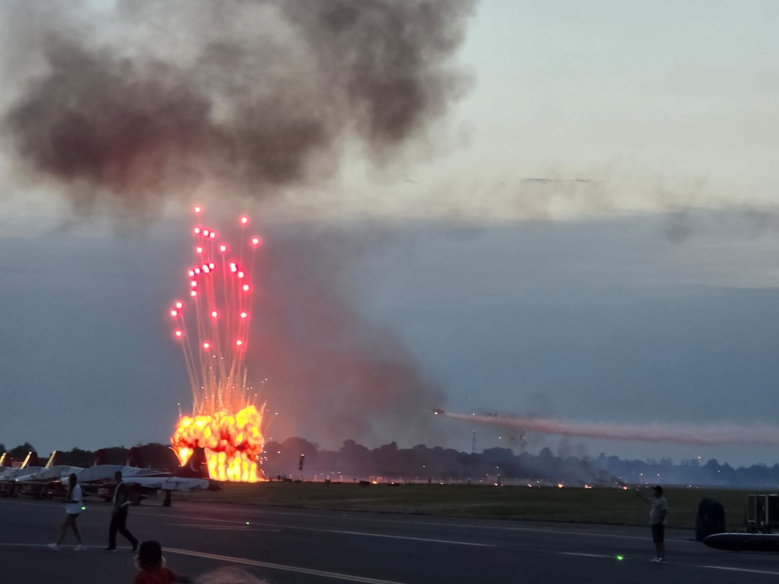 BIAS 2026. Frecce Tricolori și Turkish Stars au făcut senzație sâmbătă la Aeroportul Băneasa. Programul celui mai mare show aerian din România