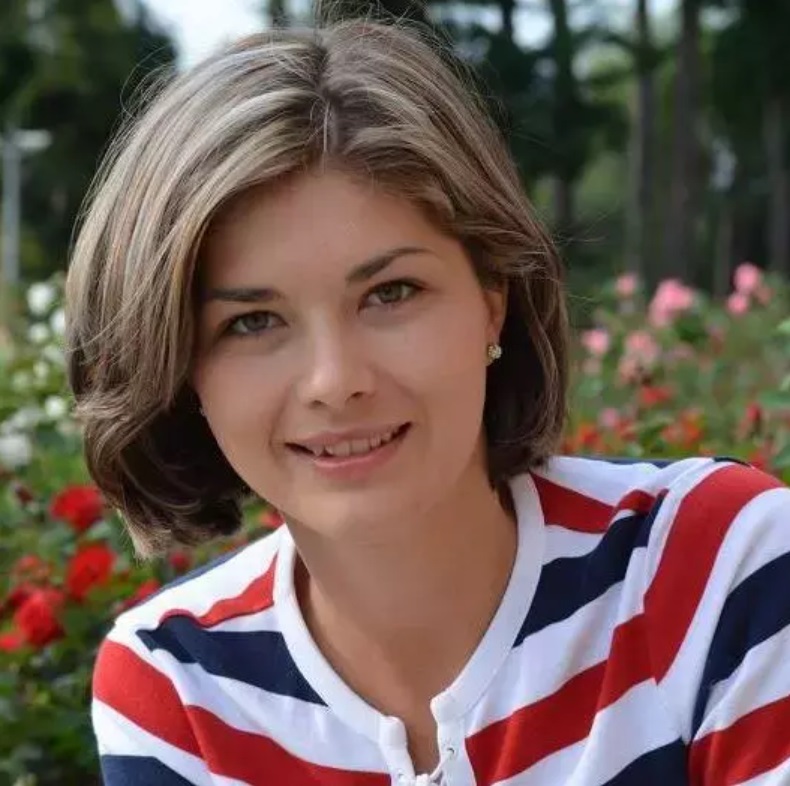 Cine este Cristina, fosta soție a lui Valeriu Gheorghiță. Au fost căsătoriți aproape 20 de ani și au împreună doi copii
