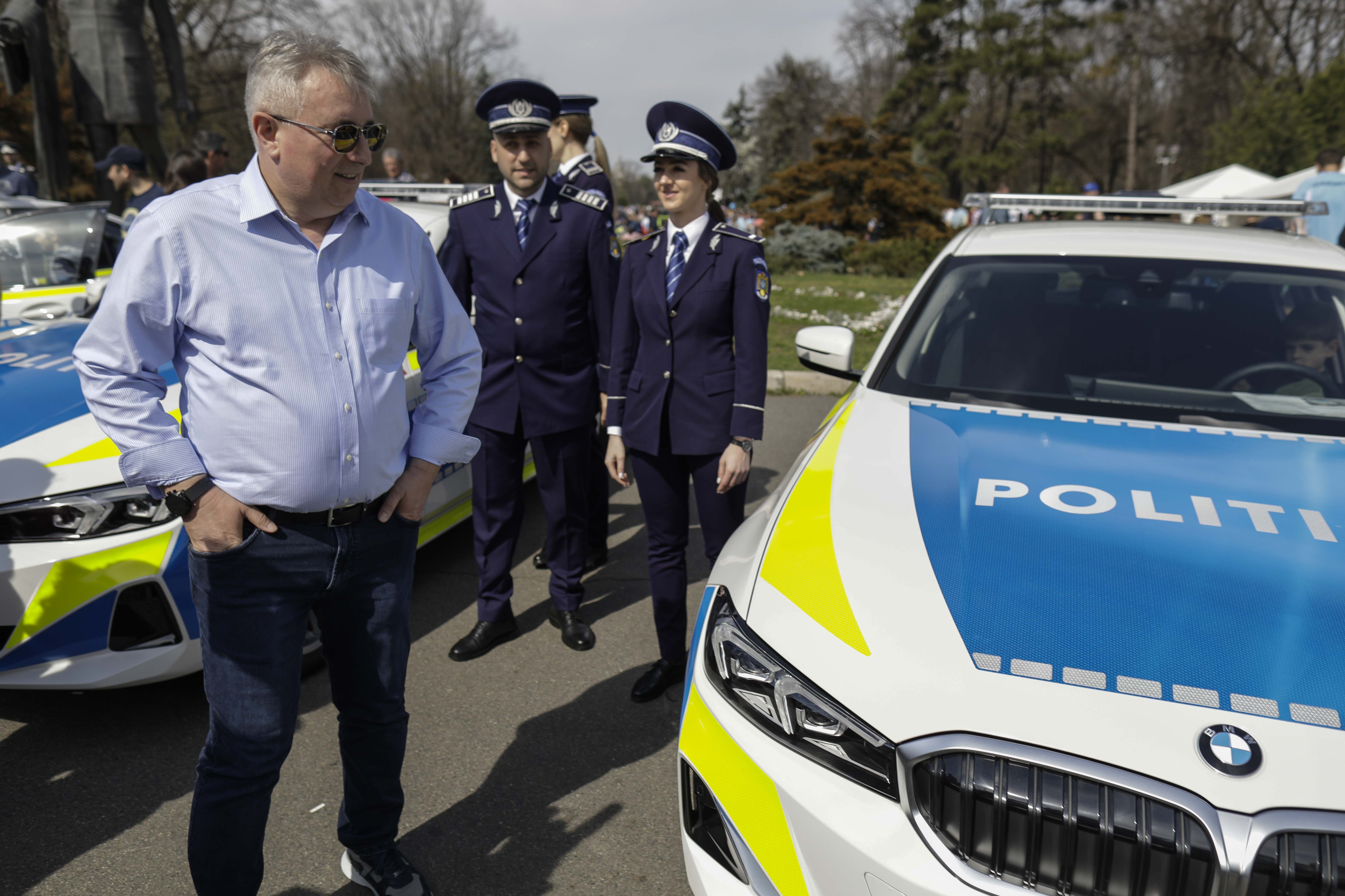 Cum arată BMW-urile achiziționate de IGPR de la Automobile Bavaria. Mașinile, prezentate astăzi, de Ziua Poliției