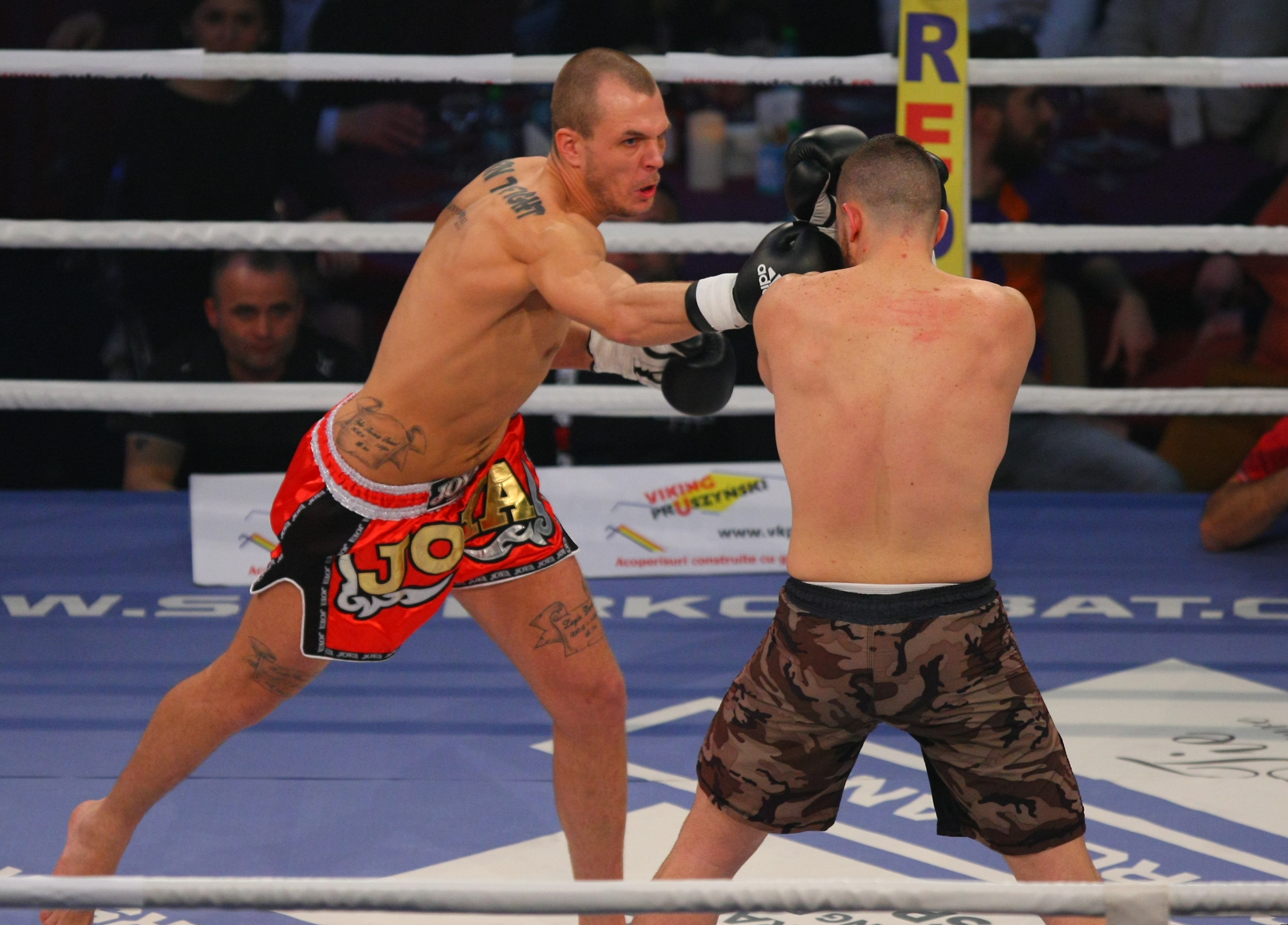 Meciul în urma căruia Amansio Paraschiv a devenit campion mondial Superkombat New Heroes! VIDEO& FOTO