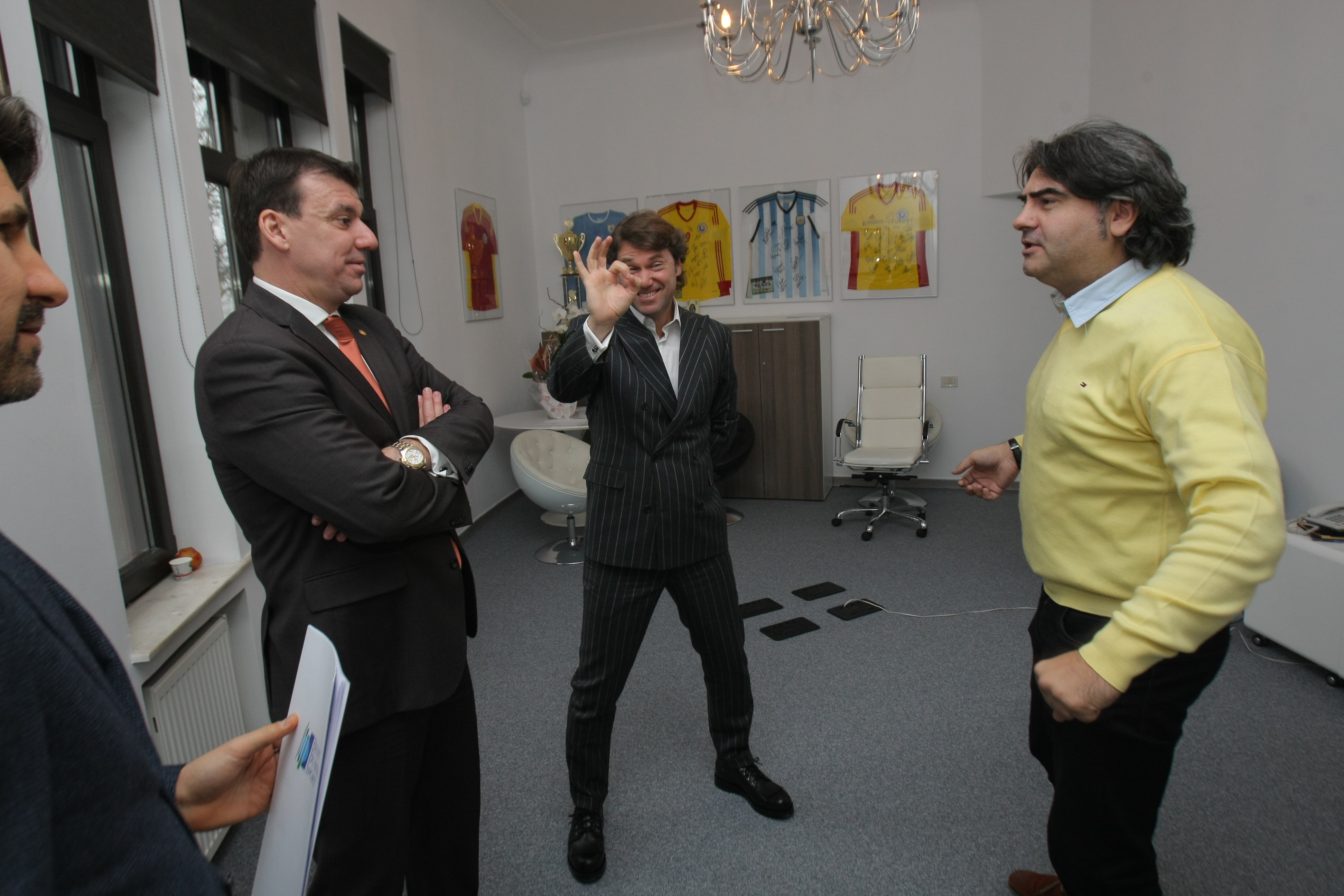 GALERIE FOTO / Fiul cel mare al lui RĂDUCIOIU primește mâine un ghiul 