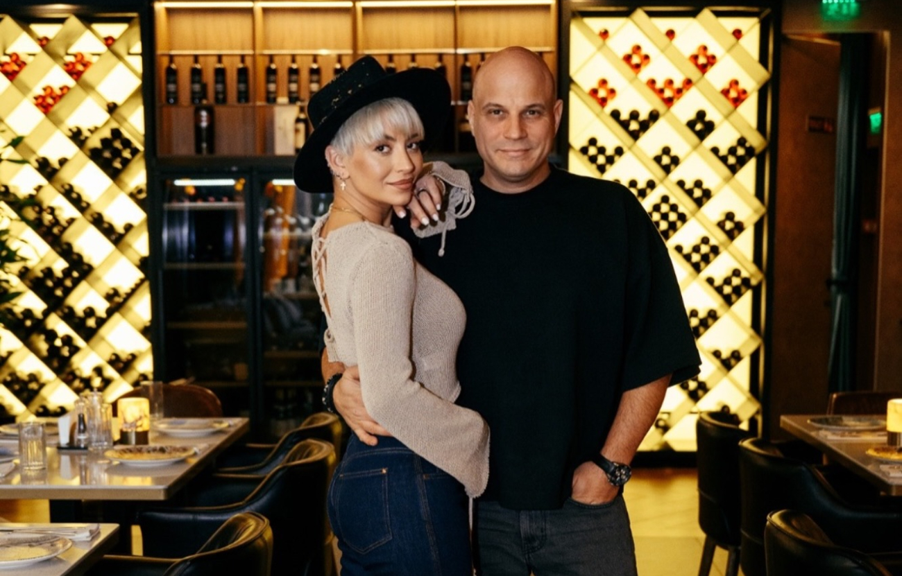 Giulia Anghelescu și Vlad Huidu sărbătoresc 18 ani de iubire: „O familie, doi copii minunați și un haos frumos”