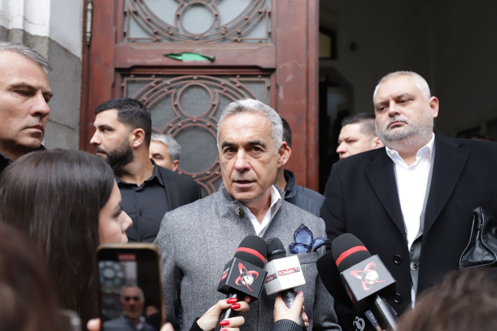 Călin Georgescu acuză înaltă trădare după mobilizarea rezerviștilor: „Nu mor caii când vor câinii. Ați pierdut lupta cu istoria”