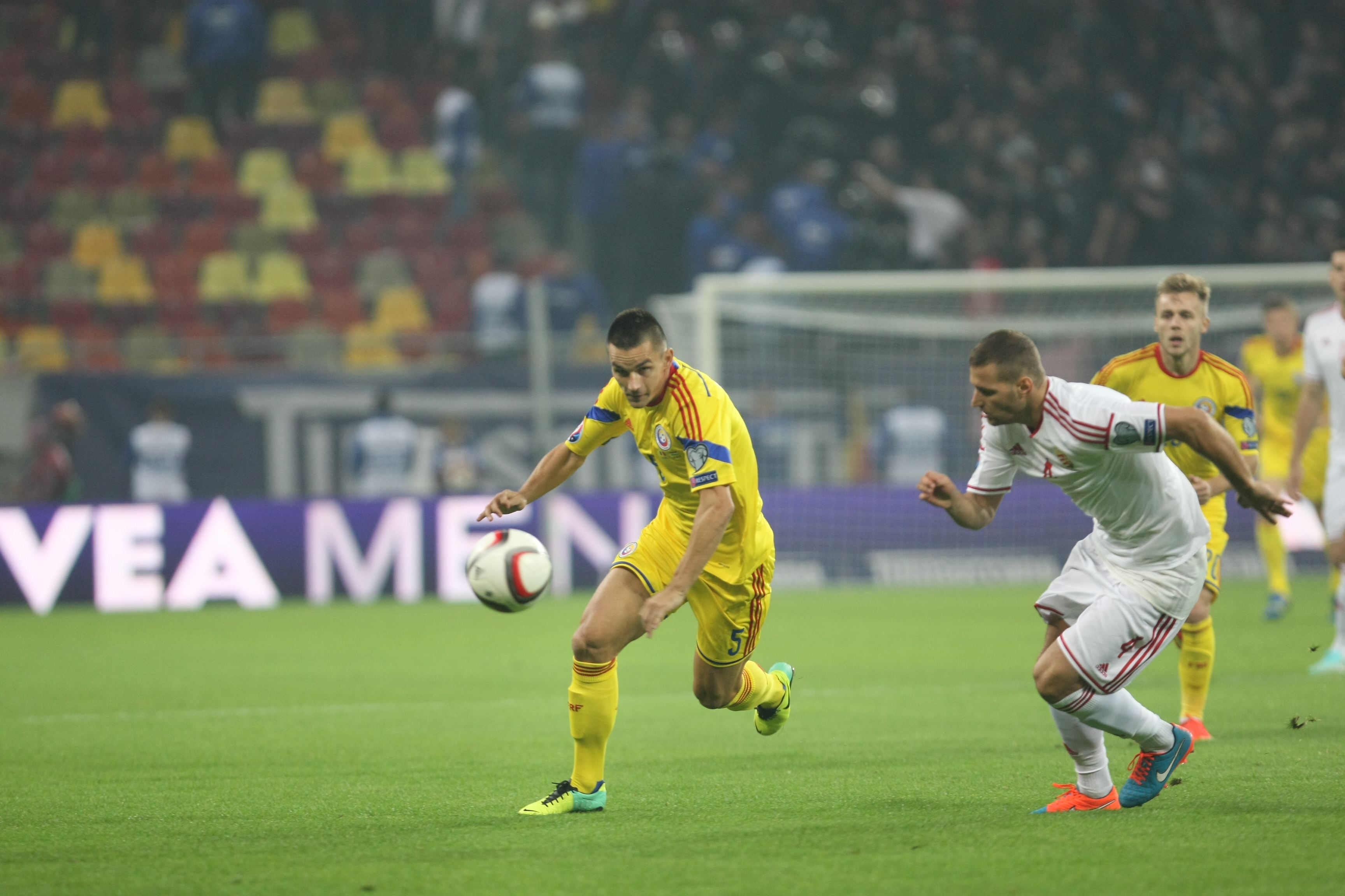LIVE BLOG / FOTO&VIDEO. MECIUL ANULUI, ROMÂNIA - UNGARIA 1-1
