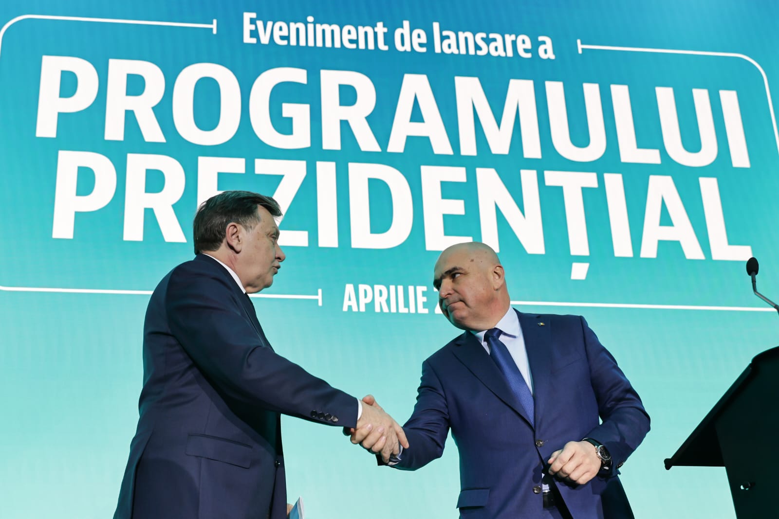 Ce nu s-a văzut la TV la lansarea programului lui Antonescu: oboseală, discursuri anoste și glumițe despre „Crin somnorosul” REPORTAJ