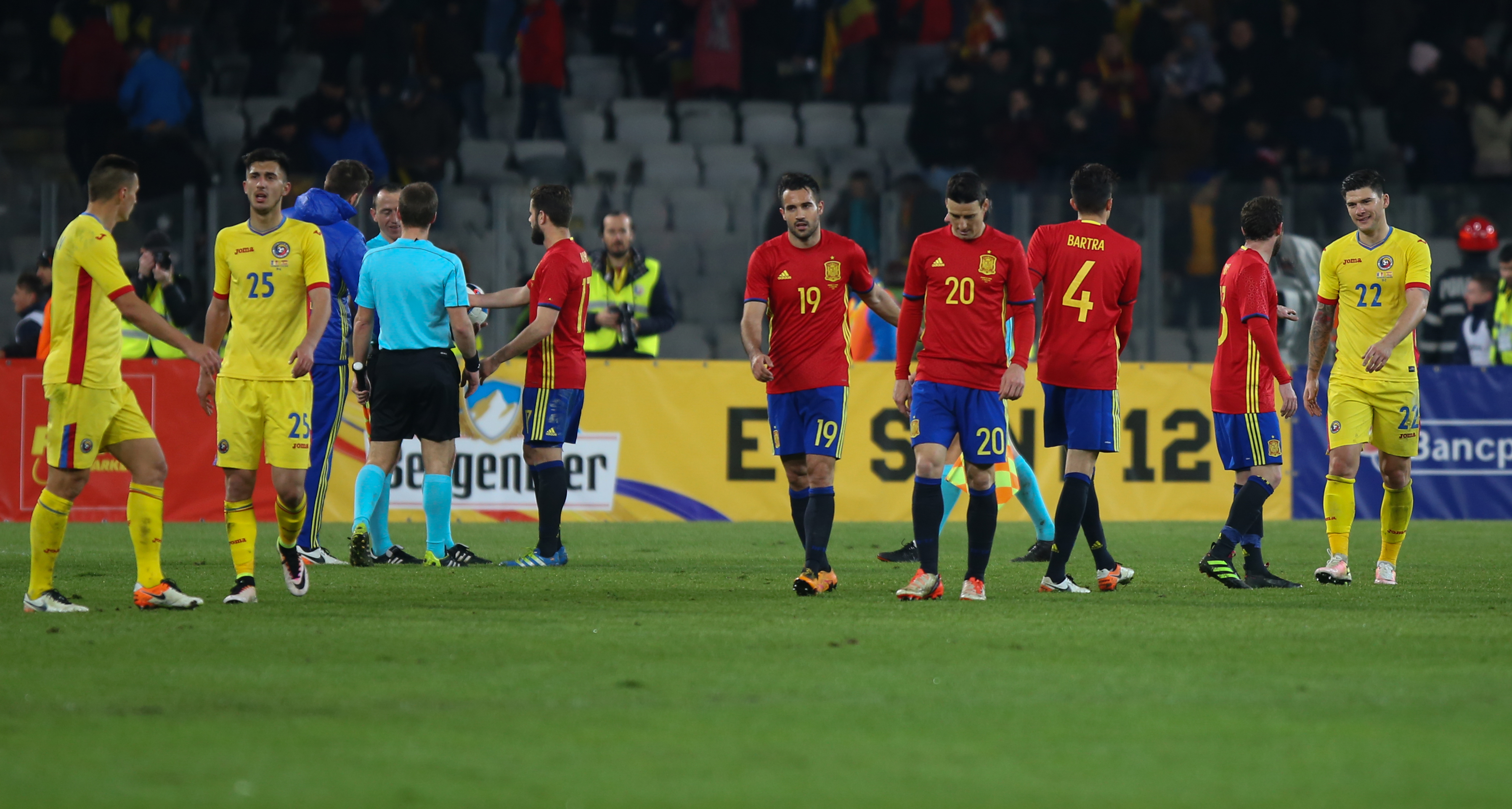 Euro 2016. Anghel Iordănescu a anunțat lotul de 23 de tricolori pentru turneul final. Maxim rămâne acasă, Keșeru pleacă la Euro!