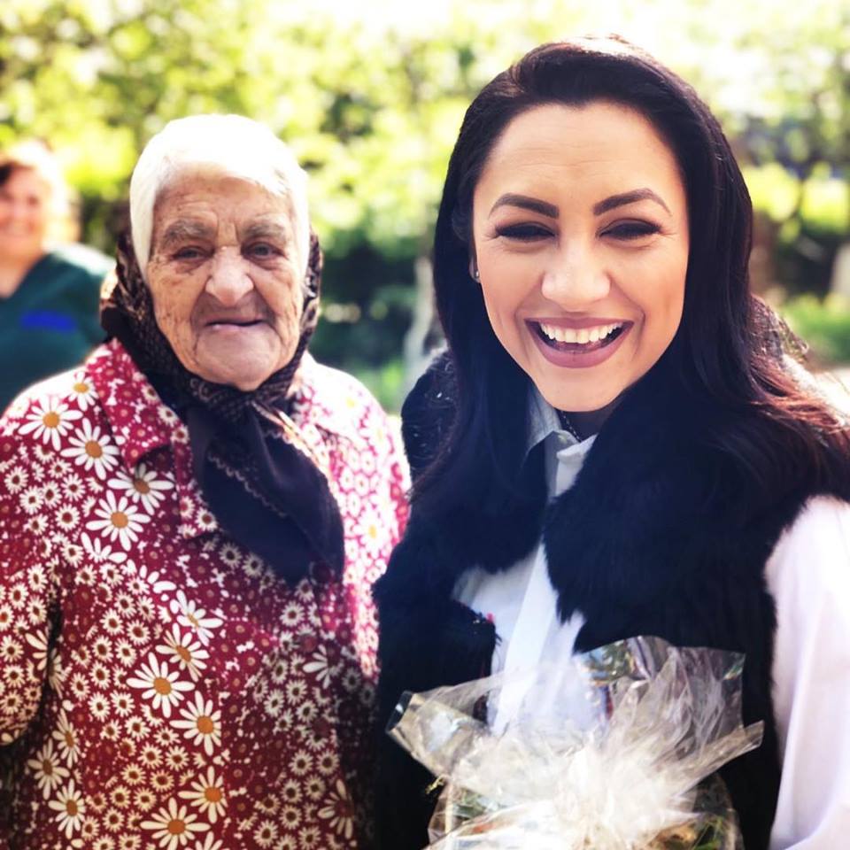 Gestul emoționat făcut de Andra în Săptămâna Mare. Toată lumea a felicitat-o | FOTO