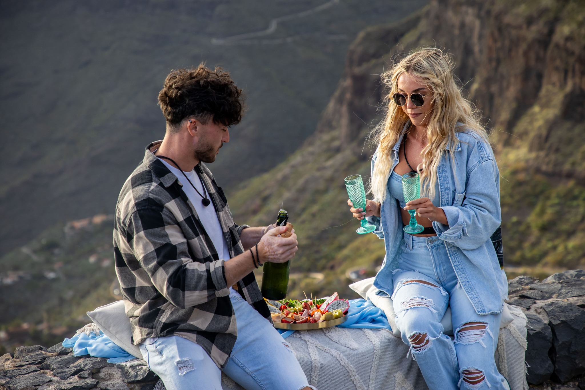 Marea finală „Love Island România” 2023 are loc în această seară: „Vă puteți aștepta la schimbări de situație”. Au început înscrierile pentru sezonul 2