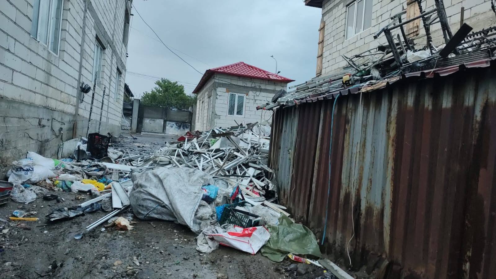 Diana Buzoianu, în control la Sinteşti: „Cei care ne otrăvesc de ani de zile trebuie să suporte consecințele” 