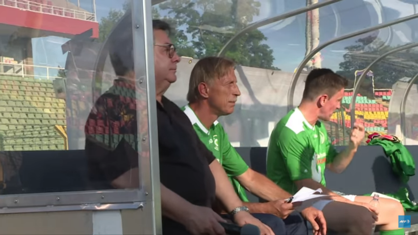 Christoph Daum, vacanță în Germania. Selecționerul le-a spus nemților că pot lua lecții de la români: ”Nu la fotbal”