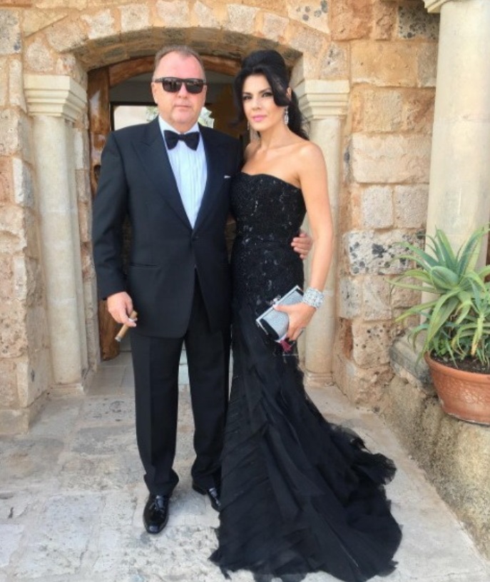 Irina Nicolae și Marius Vizer s-au căsătorit prima oară în Rusia. Ce a spus fosta cântăreață despre Vladimir Putin, care e bun prieten cu soțul ei