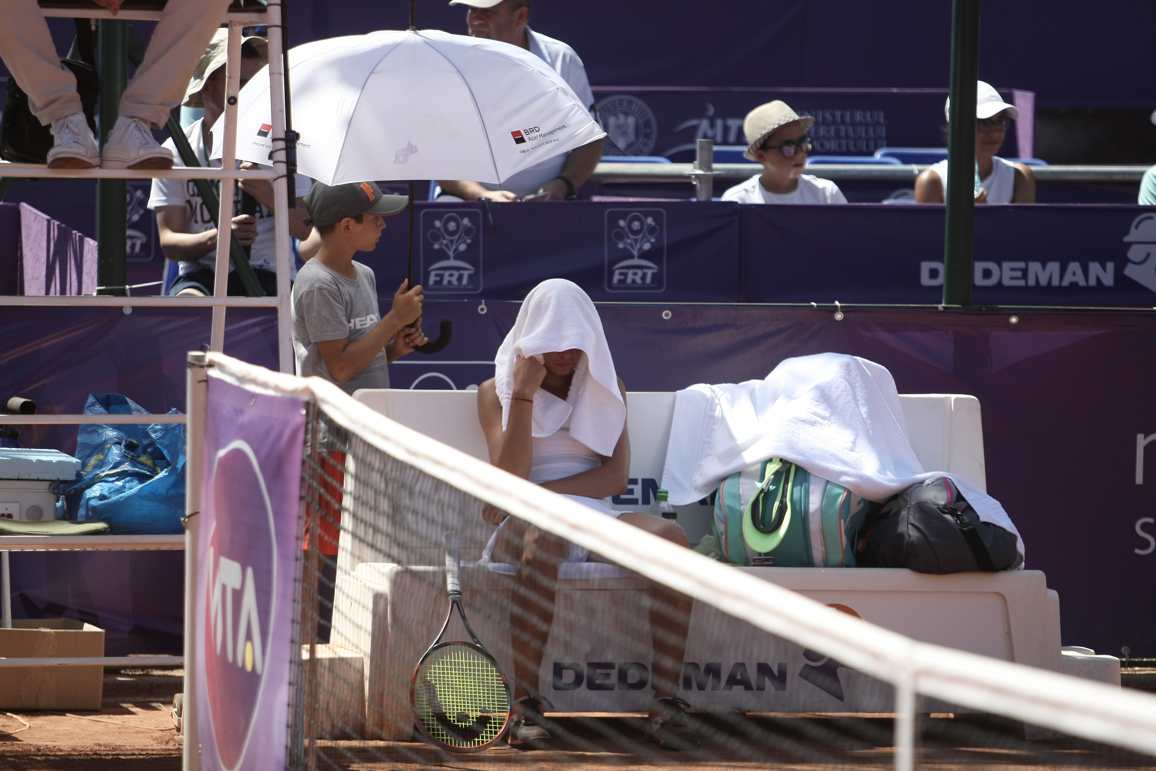 Openul de tenis al României. Halep a pierdut un set la locul 200 WTA, dar a întors scorul ca o campioană! / LIVESCORE și GALERIE FOTO&VIDEO