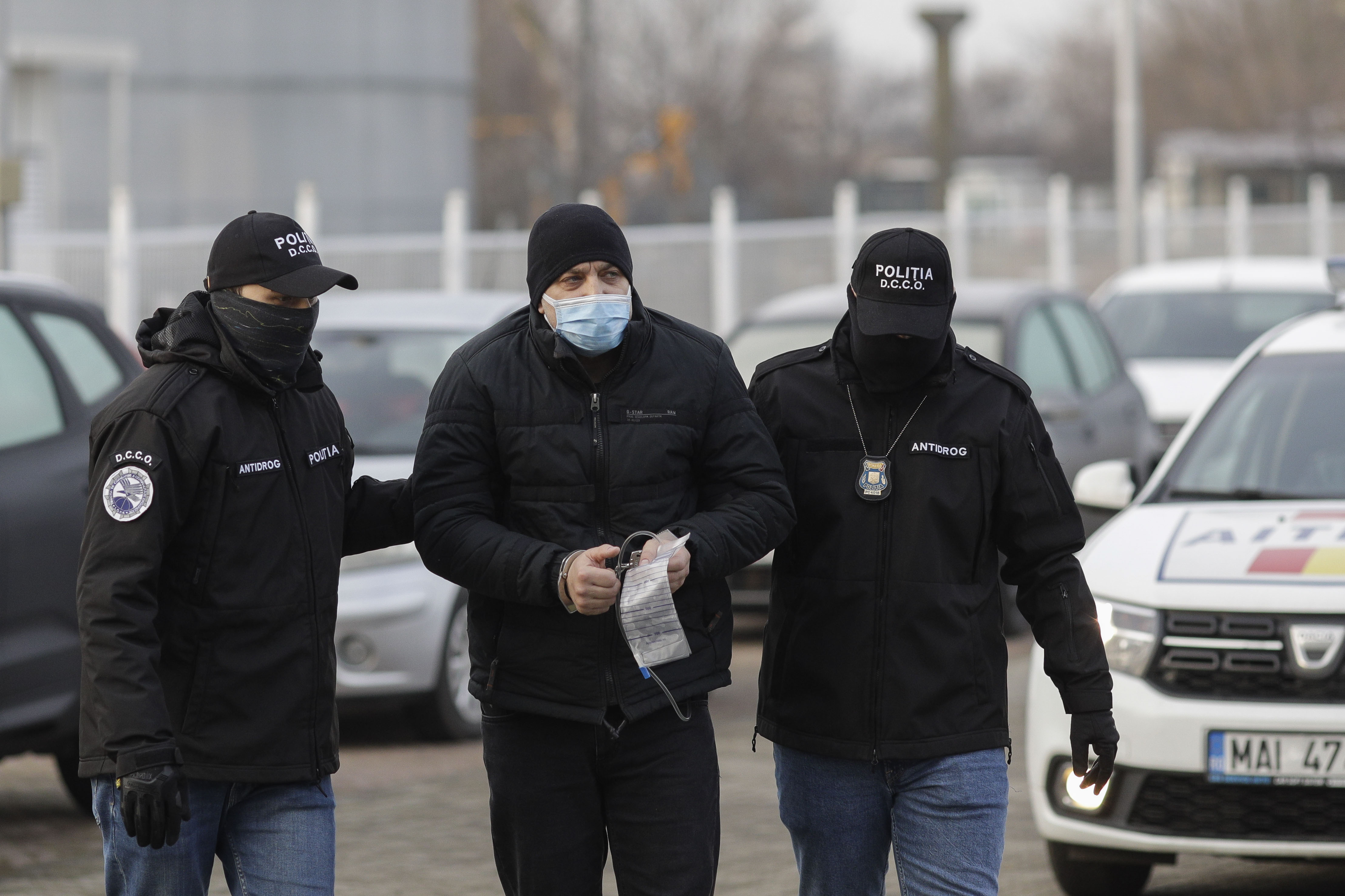 Liderul grupării „Hells Angels” din România, extrădat în SUA. Marius Lazăr este acuzat de trafic de droguri și spălare de bani