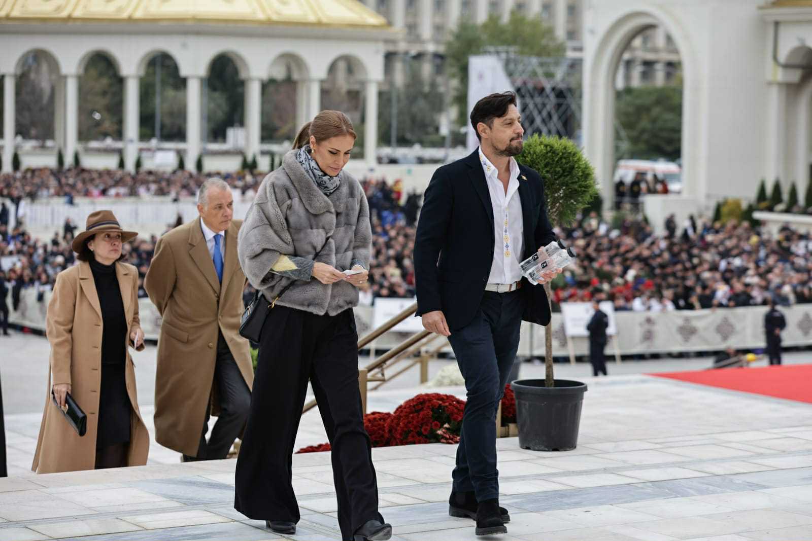 Daniel Pavel și soția Anna, prezenți la slujba de sfințire a Catedralei Naționale. Emoțiile i-au cuprins: „Am primit o navă amiral a ortodoxiei românești”