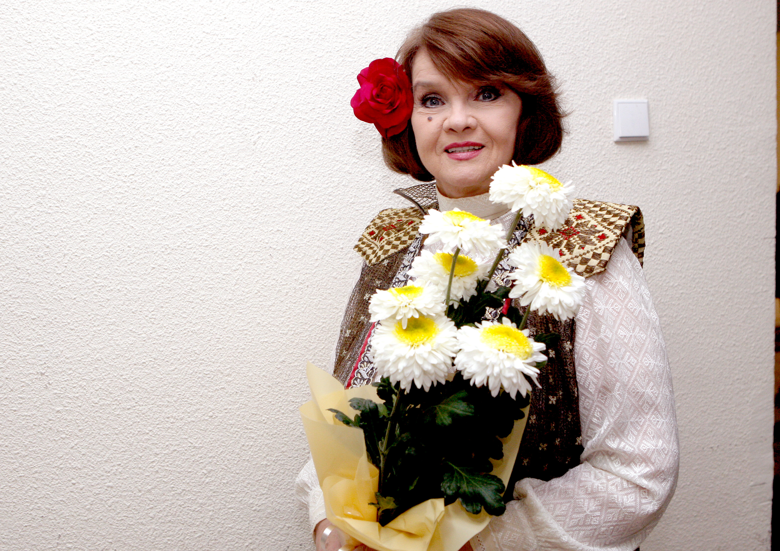 La mulți ani, Mirabela Dauer, Margareta Pâslaru și Angela Similea. Imagini de colecție | FOTO & VIDEO